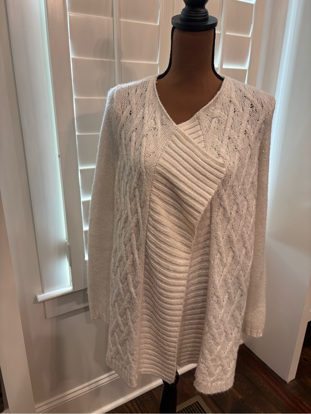 Gap cable knit cardigan